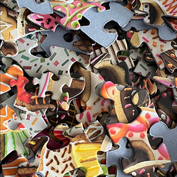 Cobble Hill Family Pieces Sweet Treats Cookie Delight Puzzle - 350 Piece - Picture 3 of 3